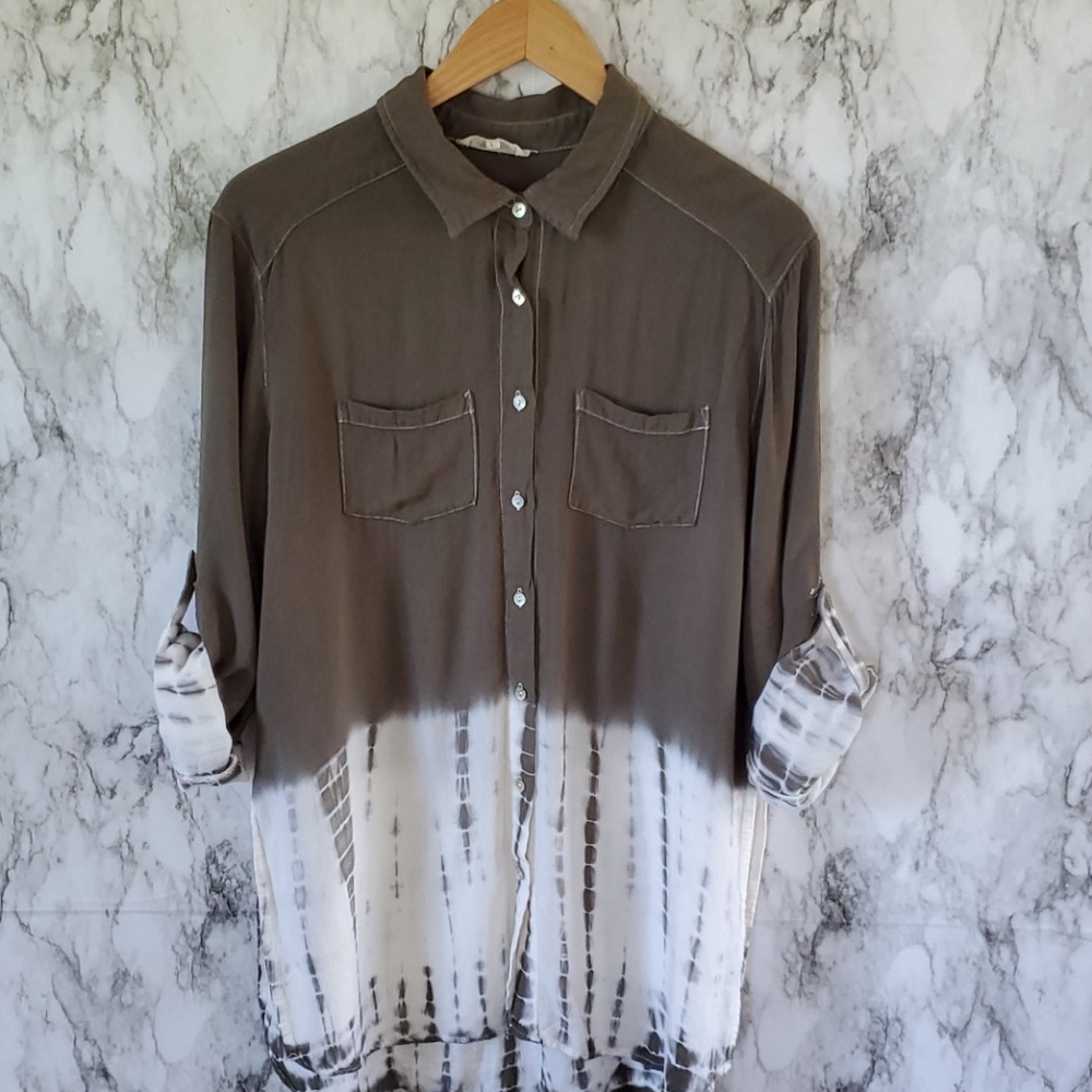 Entro Button Down Size Large - image 1